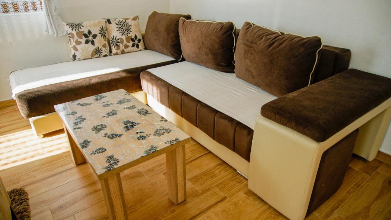 Apartment Petrovic Kopaonik Eksteriør billede