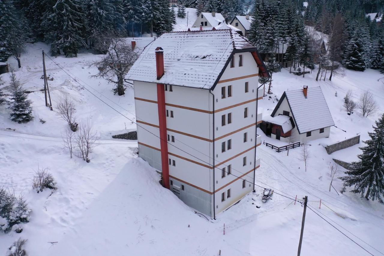 Apartment Petrovic Kopaonik Eksteriør billede